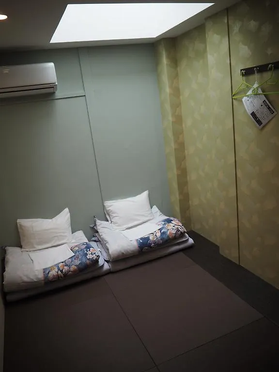 Hale Temari Kyoto Gosho Otel 0*,