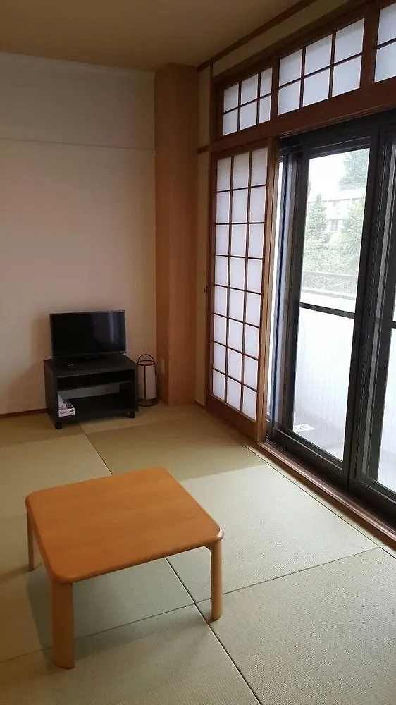 Hale Temari Kyoto Gosho Otel